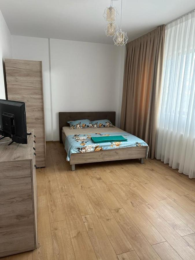 In Apart Hotel Bucarest Esterno foto